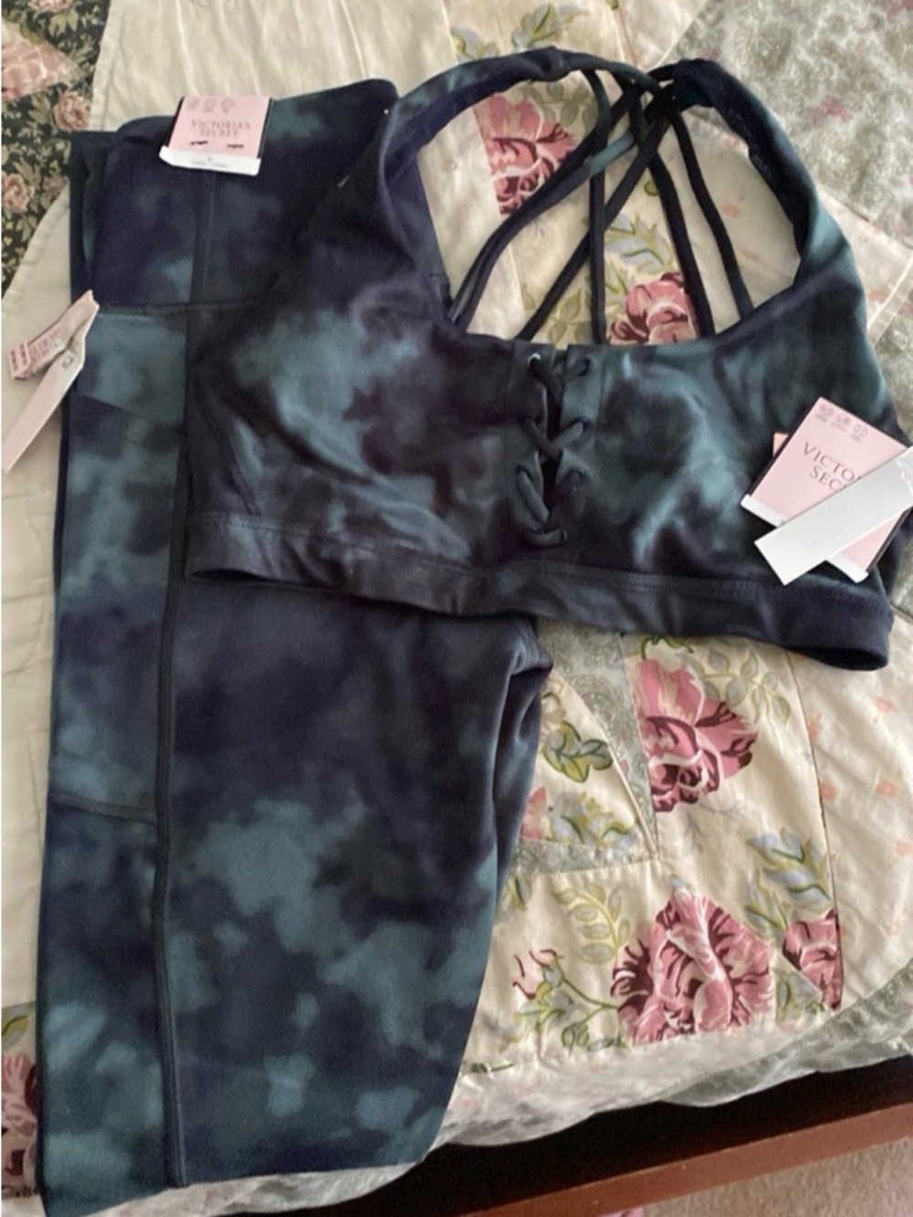Victoria's Secret Tie-Dye Lace-Up Sports Bra & Leggings Set